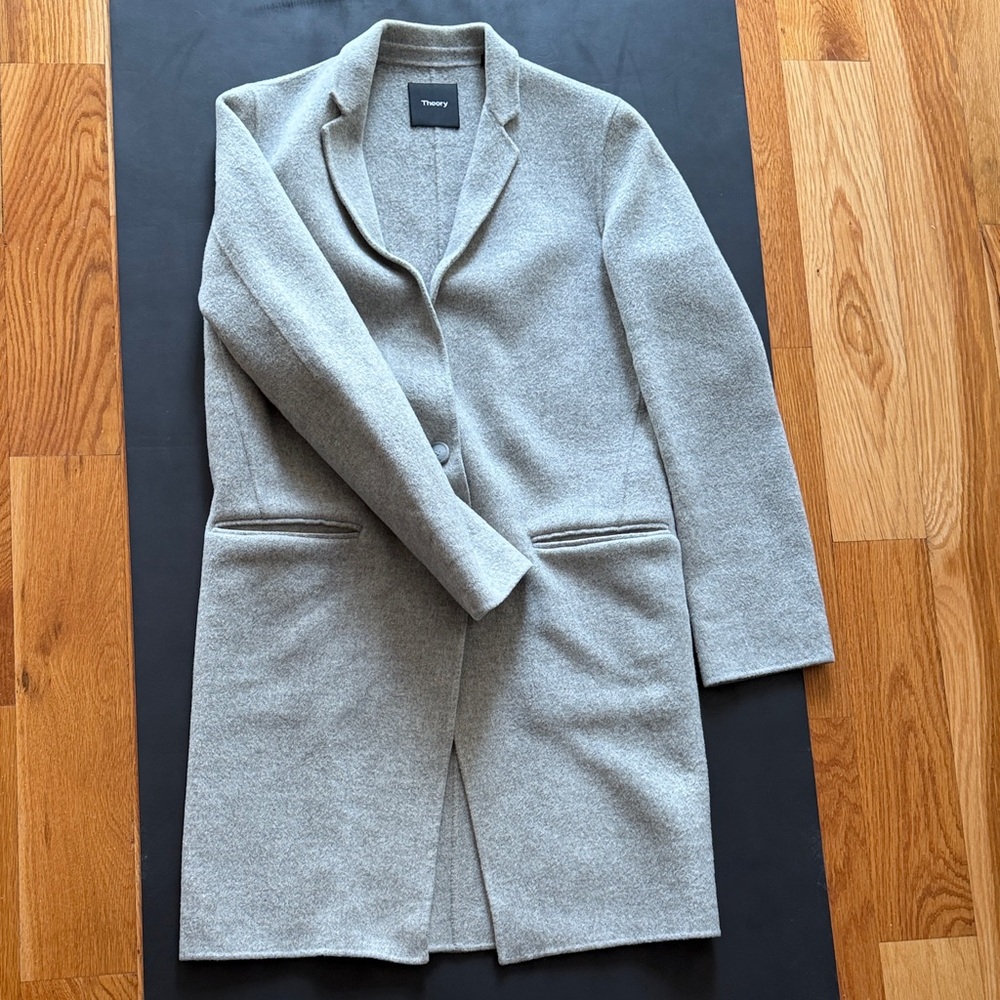 Theory Women's Light Gray Blazer Coat